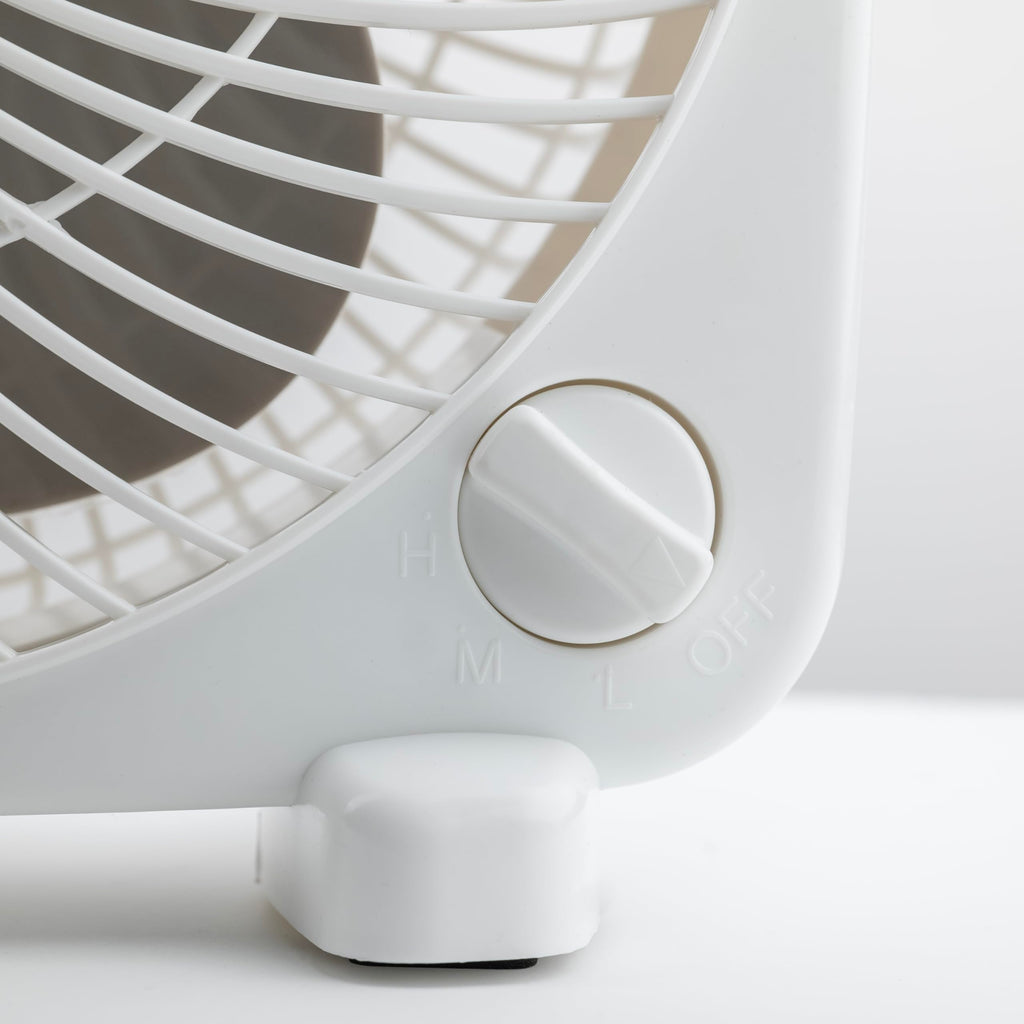 9 inch White 3 Speed Box Fan G112244