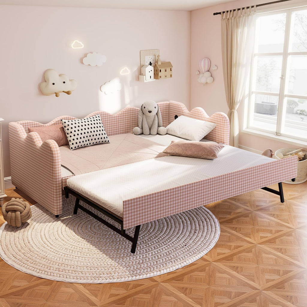 Pink Gingham Twin Size Daybed with Trundle Q940087